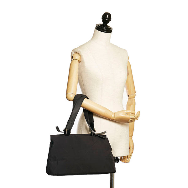 サルヴァトーレフェラガモ スポーツ ハンドバッグ AU-21 9771 ブラック ナイロン レザー レディース Salvatore Ferragamo 【中古】