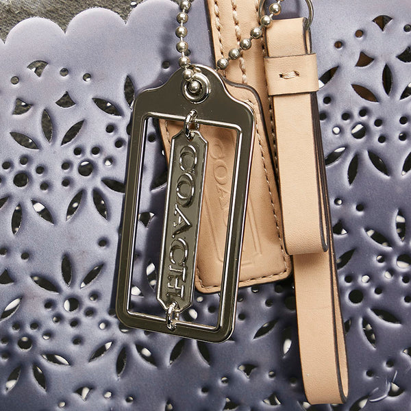 コーチ パンチング トートバッグ ショルダーバッグ グレー シルバー レザー PVC レディース COACH 【中古】