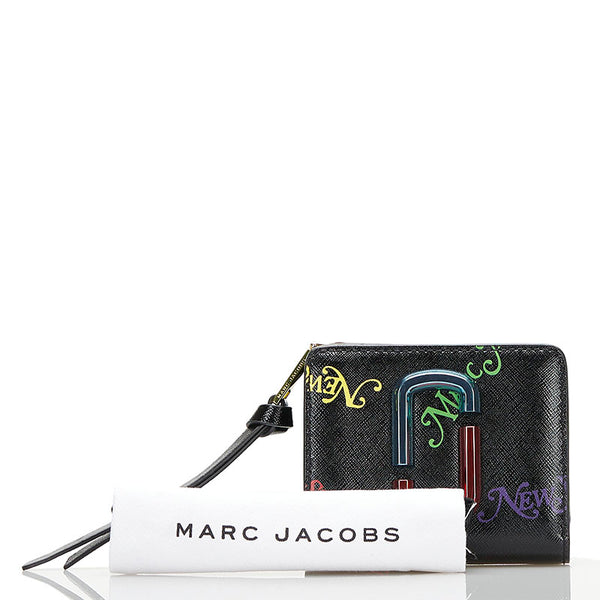 マークジェイコブス スナップショット × NEW YORK MAGAZINE 二つ折り財布 M0015128 001 ブラック マルチカラー レザー レディース MARC JACOBS 【中古】