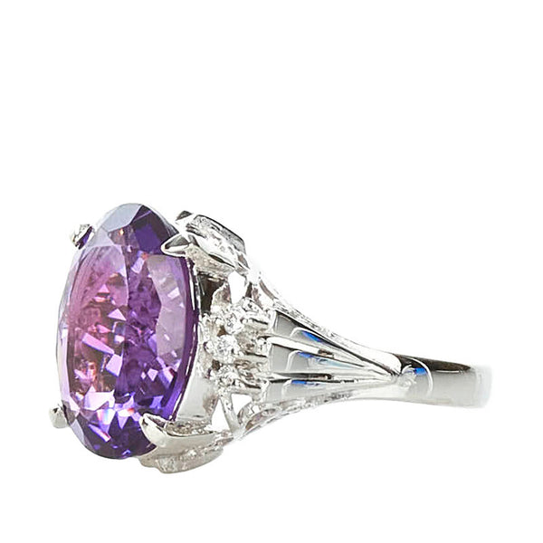 Pt900 プラチナ アメジスト6.00ct ダイヤ0.04ct リング 指輪 レディース 12号 【中古】