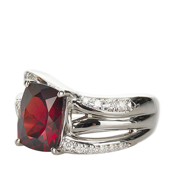 ノーブランド Pt900 プラチナ ガーネット3.00ct ダイヤ0.17ct リング 指輪 レディース no brand 11.5号 【中古】