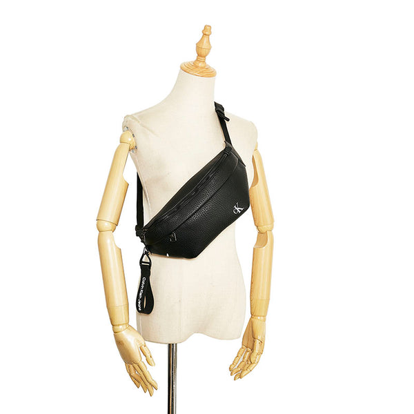 カルバンクライン ロゴ ボディバッグ ウエストバッグ ブラック レザー メンズ Calvin Klein 【中古】