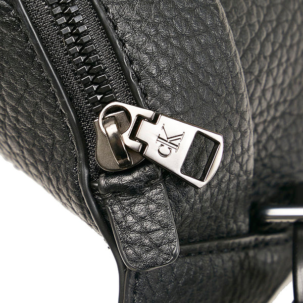 カルバンクライン ロゴ ボディバッグ ウエストバッグ ブラック レザー メンズ Calvin Klein 【中古】