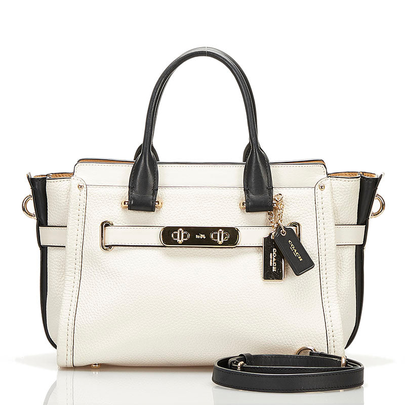コーチ スワッガー27 キャリーオール ハンドバッグ 斜め掛けショルダーバッグ 2WAY オフホワイト レザー レディース COACH 【中古】