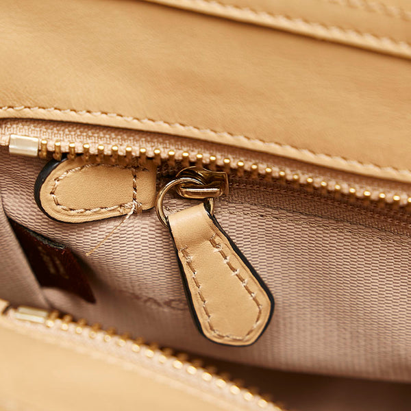 コーチ スワッガー27 キャリーオール ハンドバッグ 斜め掛けショルダーバッグ 2WAY オフホワイト レザー レディース COACH 【中古】