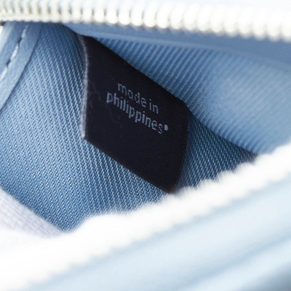 コーチ シグネチャー 二つ折り財布 コンパクトウォレット ライトブルー レザー レディース COACH 【中古】