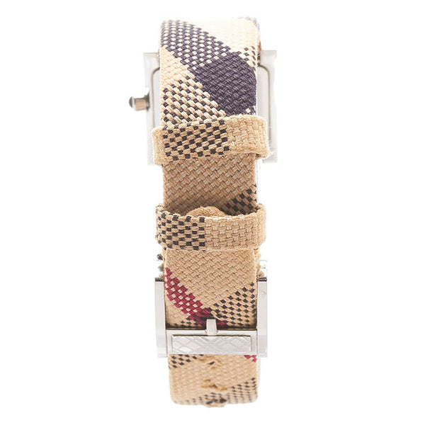 バーバリー ノバチェック 腕時計 BU4305 クオーツ ホワイト文字盤 ステンレス キャンバス レザー レディース BURBERRY 【中古】