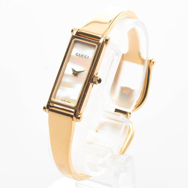 グッチ バングル ウォッチ 1500L クオーツ ピンクシェル文字盤 ステンレススチール レディース GUCCI 【中古】