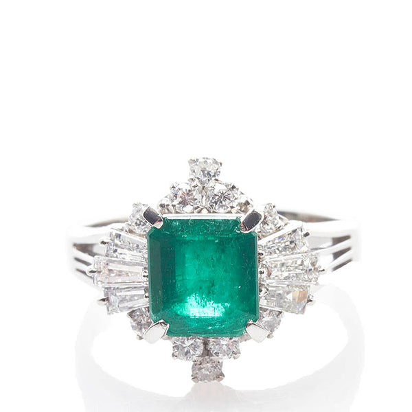 Pt900 プラチナ エメラルド1.60ct ダイヤ0.77ct リング 指輪 レディース 12号 【中古】