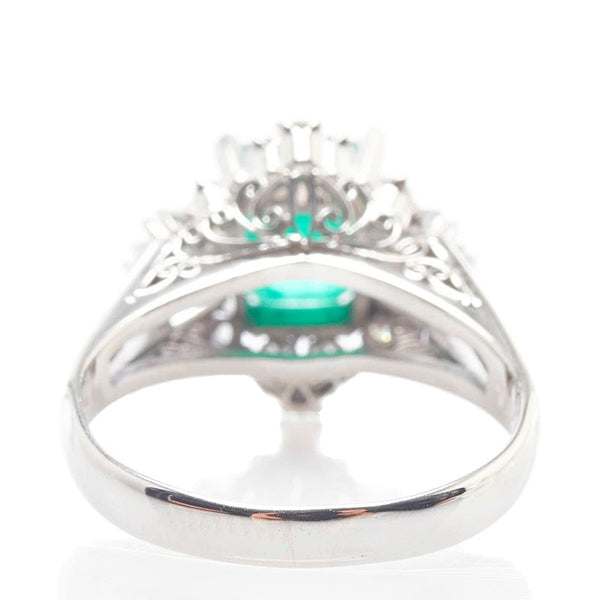 Pt900 プラチナ エメラルド1.60ct ダイヤ0.77ct リング 指輪 レディース 12号 【中古】