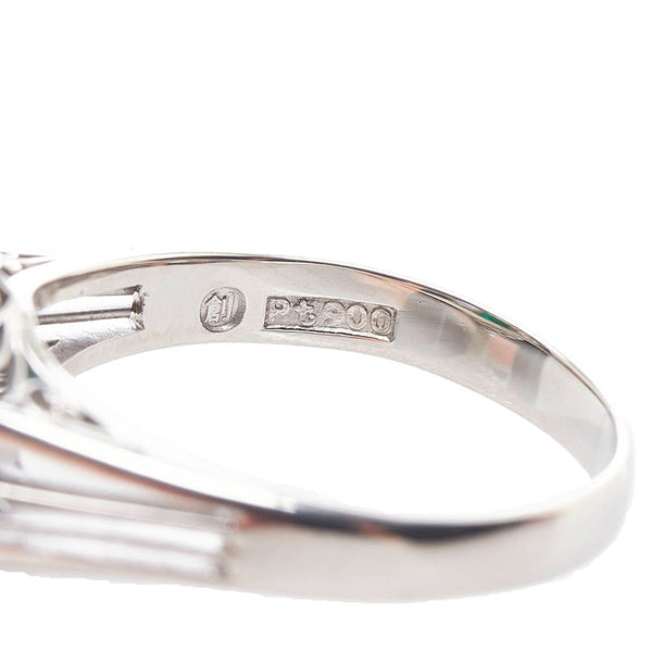 Pt900 プラチナ エメラルド1.60ct ダイヤ0.77ct リング 指輪 レディース 12号 【中古】