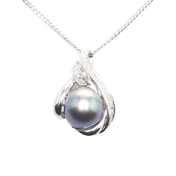 Pt900 プラチナ Pt850 プラチナ ブラックパール約14×13mm ダイヤ0.33ct ペンダントネックレス レディース 【中古】