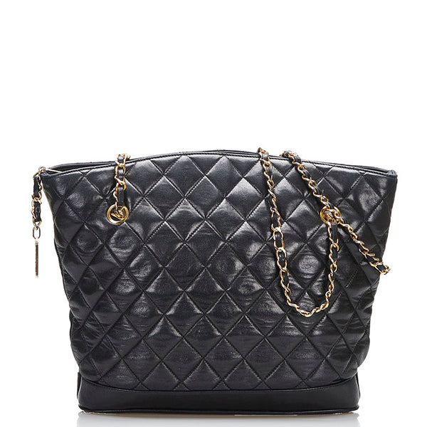 シャネル マトラッセ プレート チェーン ショルダーバッグ ブラック ラムスキン レディース CHANEL 【中古】