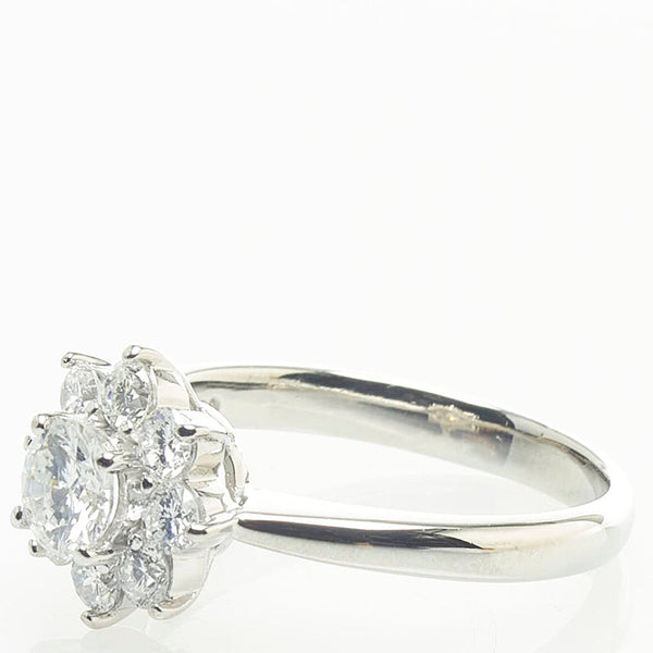 Pt900 プラチナ ダイヤ0.38ct ダイヤ0.40ct フラワー リング 指輪 レディース 9号 【中古】