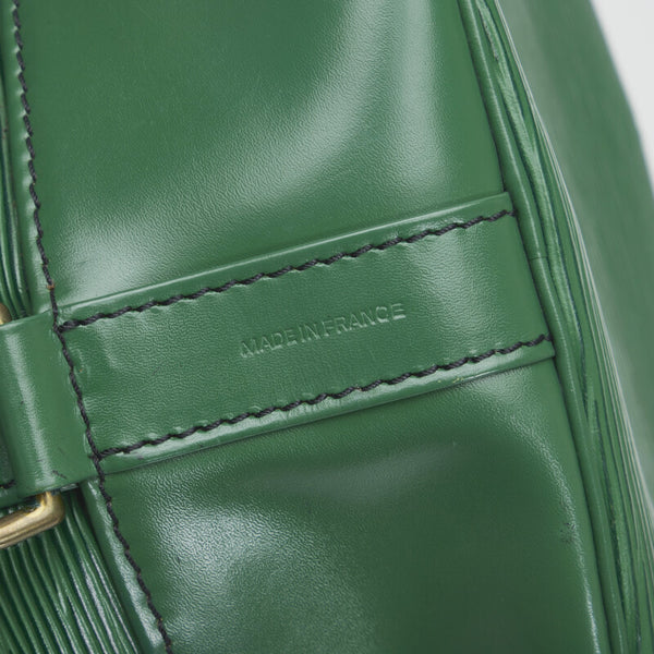 ルイ ヴィトン エピ ランドネGM ショルダーバッグ M43084 ボルネオグリーングリーン レザー レディース LOUIS VUITTON 【中古】