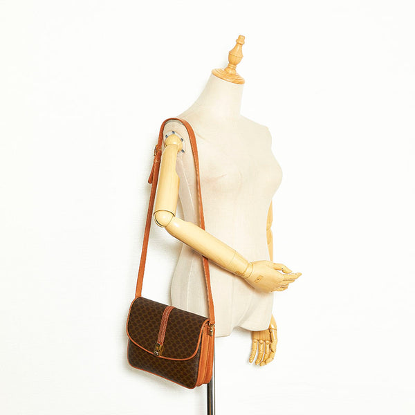 セリーヌ マカダム 斜め掛け ショルダーバッグ ブラウン PVC レザー レディース CELINE 【中古】