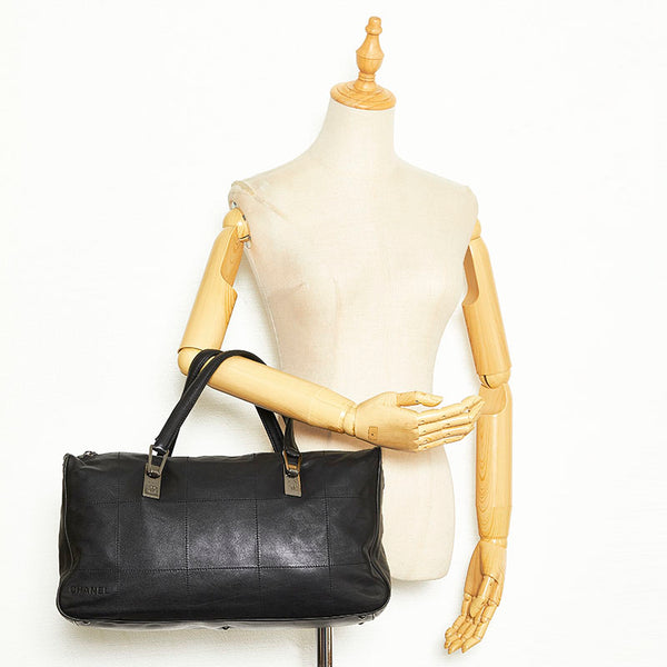 シャネル チョコバー ココマーク ハンドバッグ ボストンバッグ ブラック レザー レディース CHANEL 【中古】