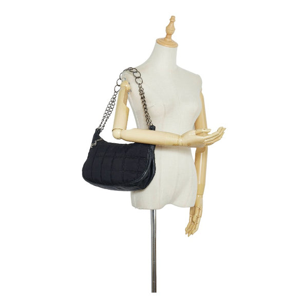 シャネル ココマーク ワンショルダーバッグ ハンドバッグ ブラック シルバー ナイロン レザー レディース CHANEL 【中古】