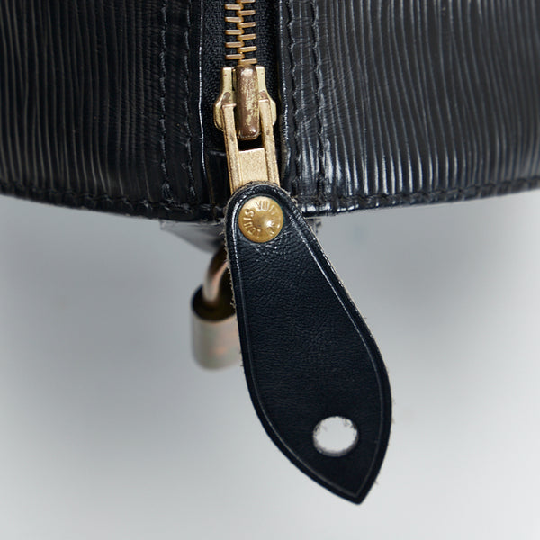 ルイ ヴィトン エピ スピーディ30 ハンドバッグ ボストンバッグ M59022 ノワール ブラック レザー レディース LOUIS VUITTON 【中古】
