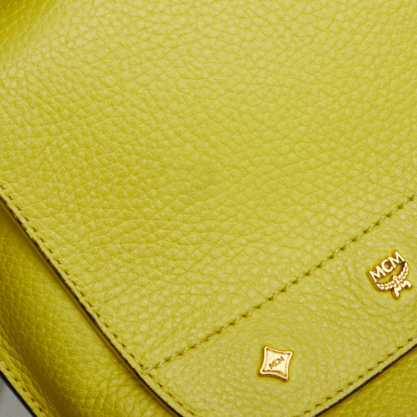 エム シー エム ロゴ金具 ハンドバッグ ショルダーバッグ 2WAY イエロー レザー レディース MCM 【中古】
