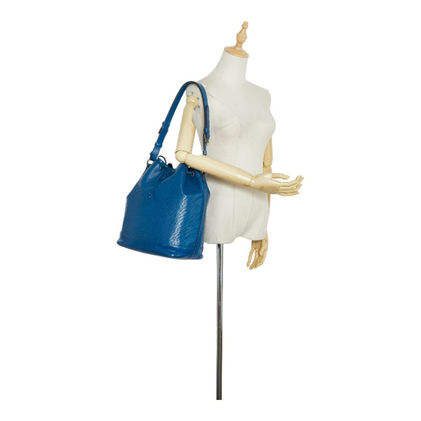 ルイ ヴィトン エピ ノエ ショルダーバッグ M44005 トレドブルー レザー レディース LOUIS VUITTON 【中古】