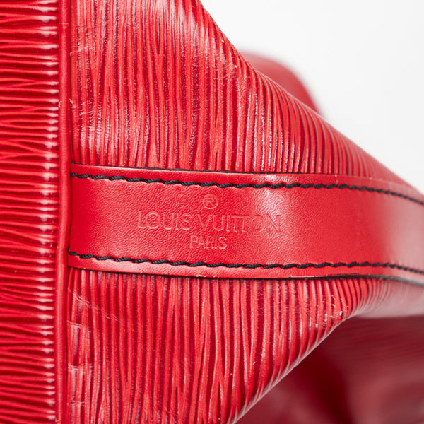 ルイ ヴィトン エピ プチノエ ショルダーバッグ M44107 レッド レザー レディース LOUIS VUITTON 【中古】