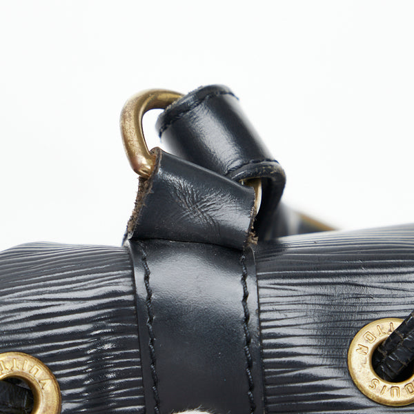 ルイ ヴィトン エピ プチノエ ショルダーバッグ M59012 ノワール ブラック レザー レディース LOUIS VUITTON 【中古】