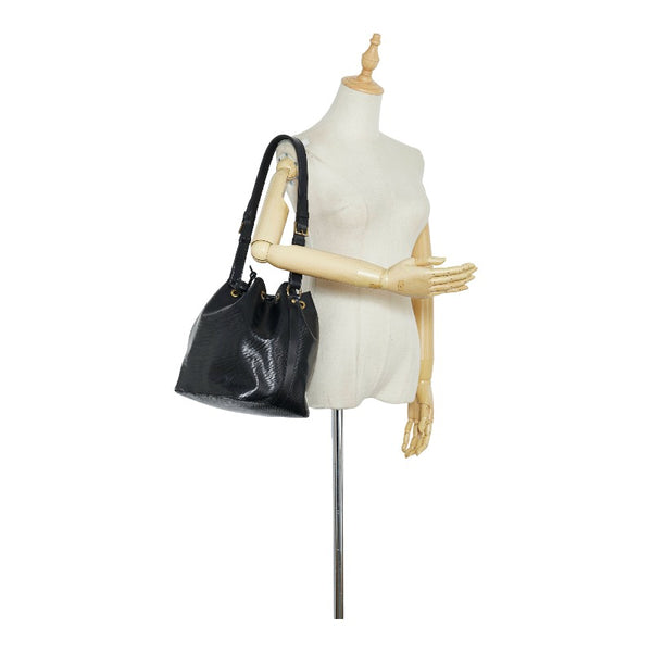 ルイ ヴィトン エピ プチノエ ショルダーバッグ M59012 ノワール ブラック レザー レディース LOUIS VUITTON 【中古】