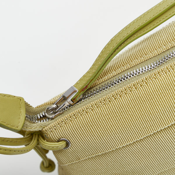 サルヴァトーレフェラガモ ワンショルダーバッグ ハンドバッグ グリーン キャンバス ナイロン レザー レディース Salvatore Ferragamo 【中古】