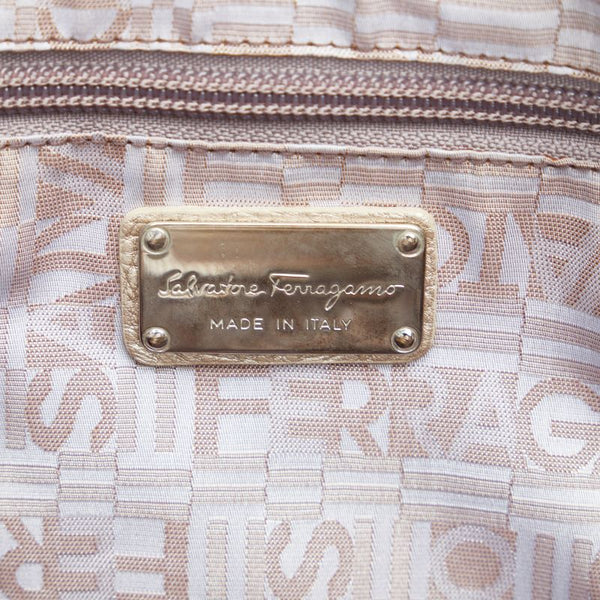 サルヴァトーレフェラガモ ガンチーニ トートバッグ ショルダーバッグ AB-21 A049 シャンパンゴールド レザー レディース Salvatore Ferragamo 【中古】