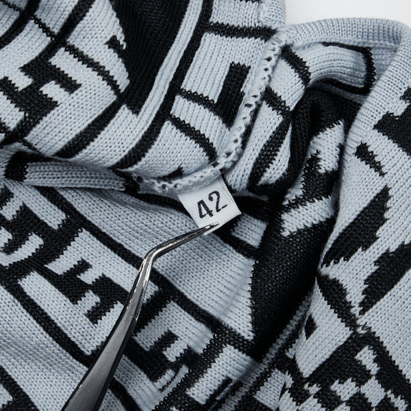 フェンディ FFロゴ 総柄 ハイネックニット セーター サイズ:42 グレー ウール メンズ FENDI 【中古】
