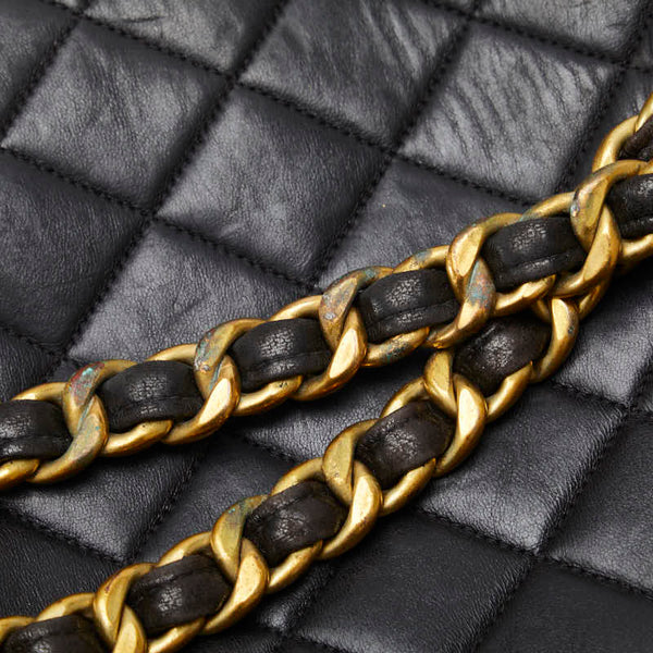 シャネル マトラッセ リュックサック バックパック ブラック ゴールド ラムスキン レディース CHANEL 【中古】