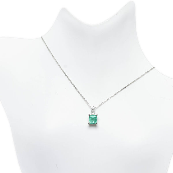 Pt900 プラチナ Pt850 プラチナ エメラルド0.51mm ダイヤ0.04ct ネックレス レディース 【中古】
