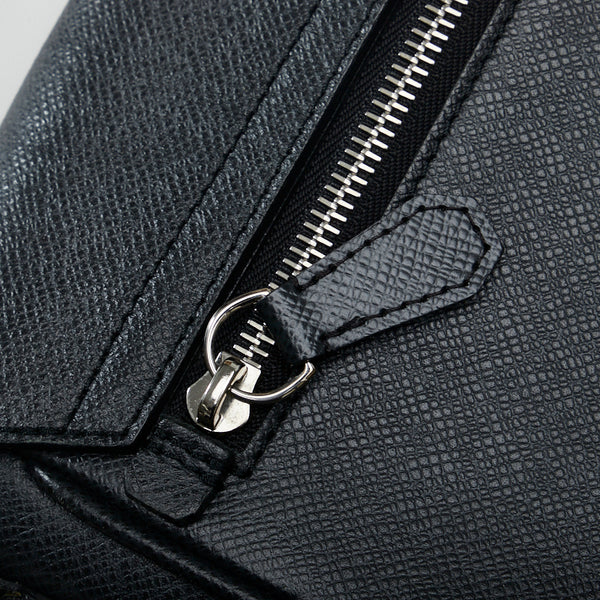 ルイ ヴィトン タイガ ルカ 斜め掛け ショルダーバッグ M31192 アルドワーズ ブラック レザー メンズ LOUIS VUITTON 【中古】