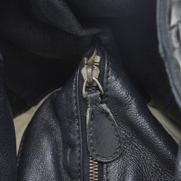 ボッテガヴェネタ イントレチャート ワンショルダーバッグ ブラック レザー レディース BOTTEGAVENETA 【中古】