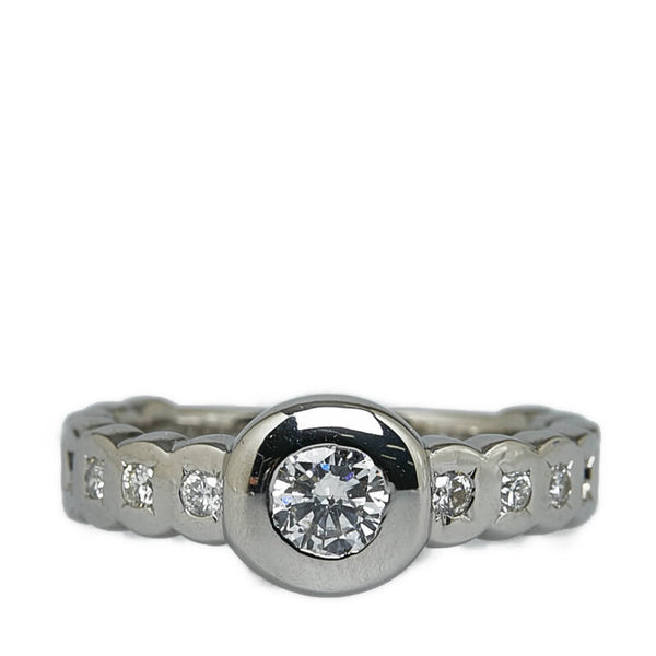 Pt900 プラチナ ダイヤ0.40ct ダイヤ0.16ct リング 指輪 レディース 14号 【中古】