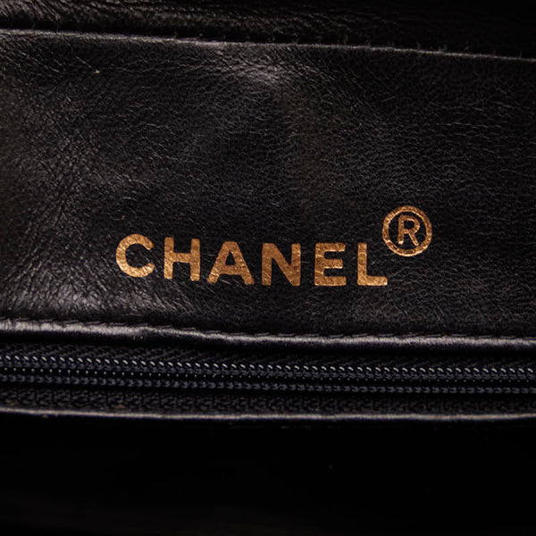 シャネル マトラッセ ココマーク タッセル 斜め掛け ショルダーバッグ ブラック レザー レディース CHANEL 【中古】