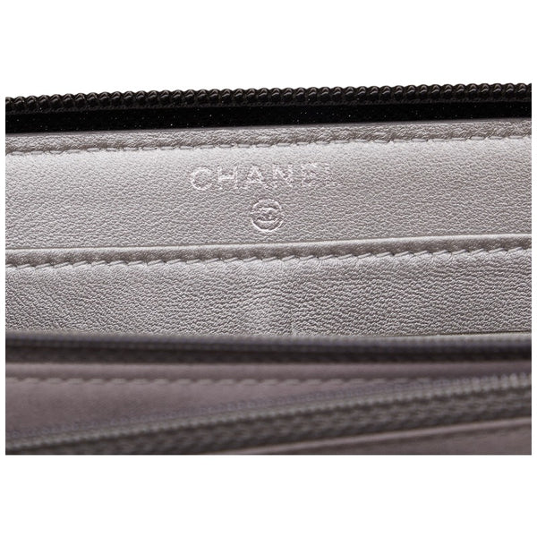 シャネル カメリア ココマーク ラウンドファスナー 長財布 ブラック ラムスキン レディース CHANEL 【中古】