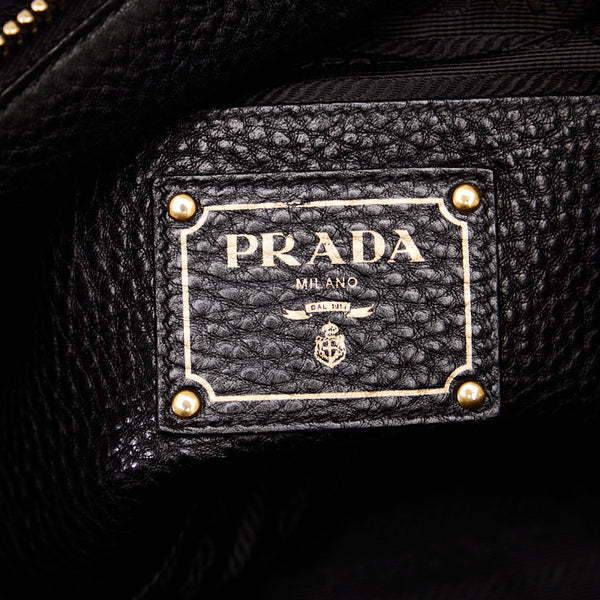 プラダ 三角ロゴプレート ワンショルダーバッグ ブラック レザー レディース PRADA 【中古】