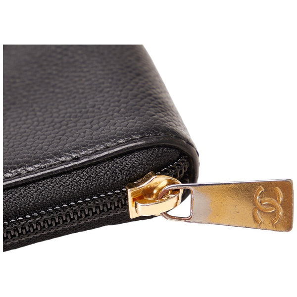 シャネル ココマーク ラウンドファスナー 長財布 ブラック キャビアスキン レディース CHANEL 【中古】