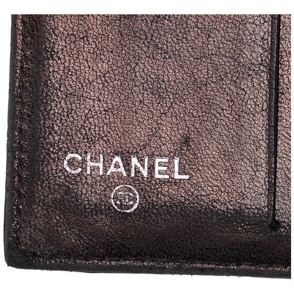 シャネル アイコンライン ココマーク 二つ折り財布 ブラック エナメル レザー レディース CHANEL 【中古】