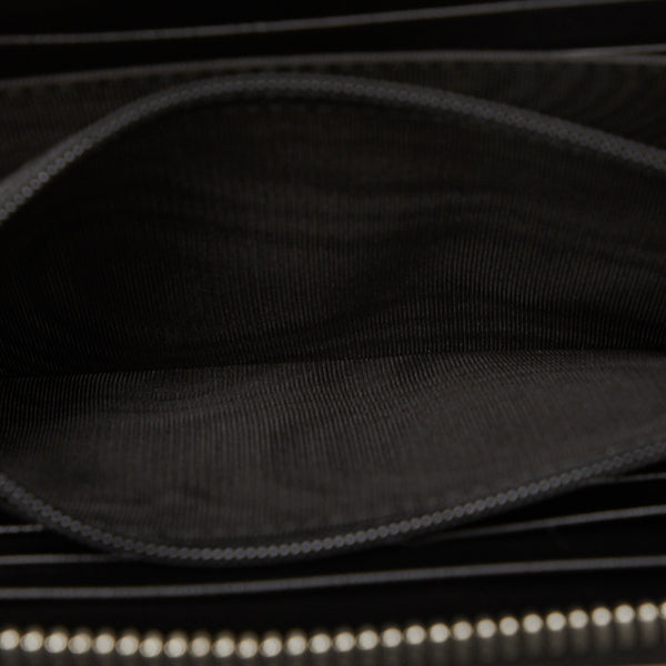 サルヴァトーレフェラガモ ガンチーニ ラウンドファスナー 長財布 ブラック レザー レディース Salvatore Ferragamo 【中古】