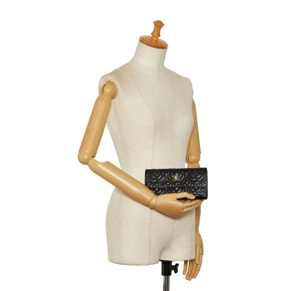 シャネル カメリア 長財布 ブラック キャビアスキン レディース CHANEL 【中古】