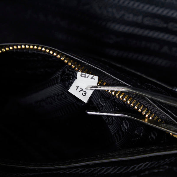 プラダ ヴィッテロダイノ ゴールド金具 ハンドバッグ ミニボストンバッグ B3091M ブラック レザー レディース PRADA 【中古】