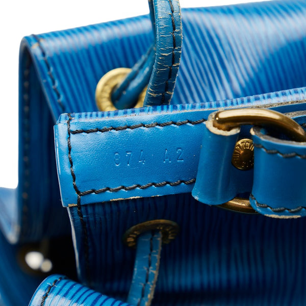 ルイ ヴィトン エピ プチノエ ショルダーバッグ M44105 トレドブルー  レザー レディース LOUIS VUITTON 【中古】