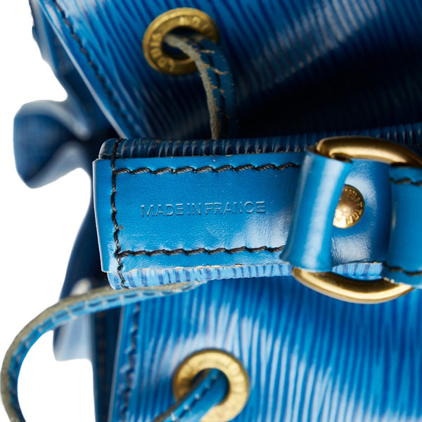 ルイ ヴィトン エピ プチノエ ショルダーバッグ M44105 トレドブルー  レザー レディース LOUIS VUITTON 【中古】