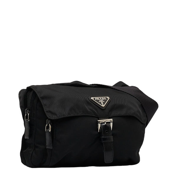 プラダ 三角ロゴプレート 斜め掛け ショルダーバッグ ブラック ナイロン レディース PRADA 【中古】