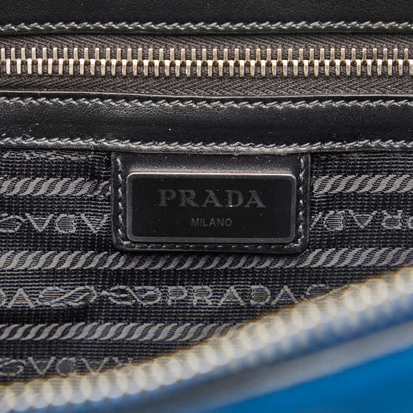 プラダ サフィアーノ 三角ロゴプレート リュック バックパック ブルー レザー レディース PRADA 【中古】