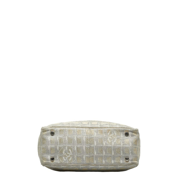 シャネル ニュートラベルラインPM ハンドバッグ ホワイト キャンバス レザー レディース CHANEL 【中古】
