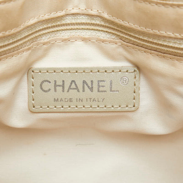 シャネル ニュートラベルラインPM ハンドバッグ ホワイト キャンバス レザー レディース CHANEL 【中古】